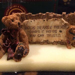 Grenville & Neville... The Sign (Boyds Bearstone Collection)